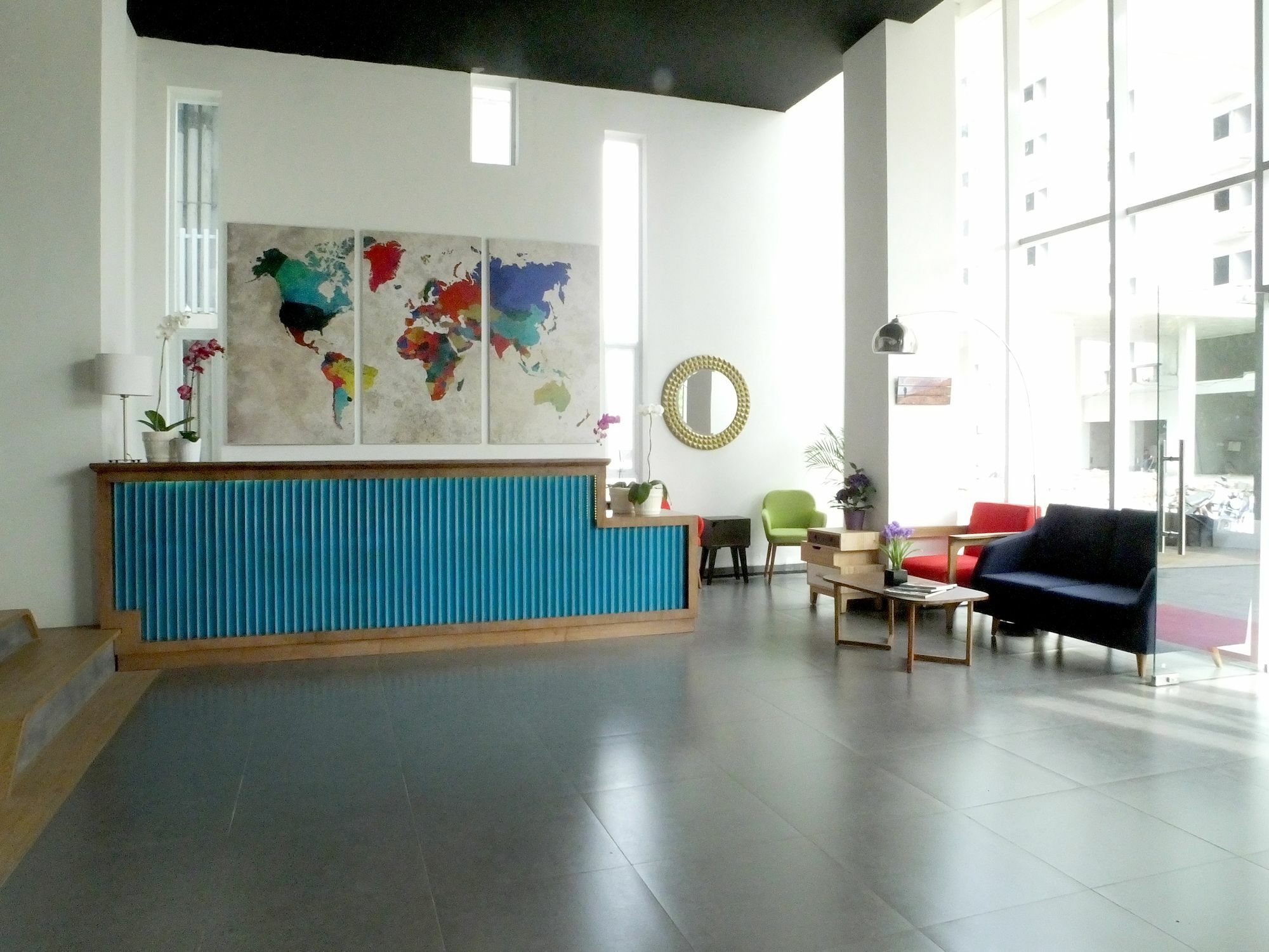 Nunia Inn Bandara Jakarta Тангеранг Екстериор снимка